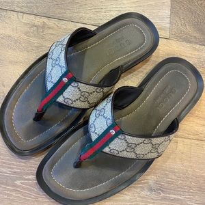 Gucci GG Supreme Coated Canvas Flip Flops